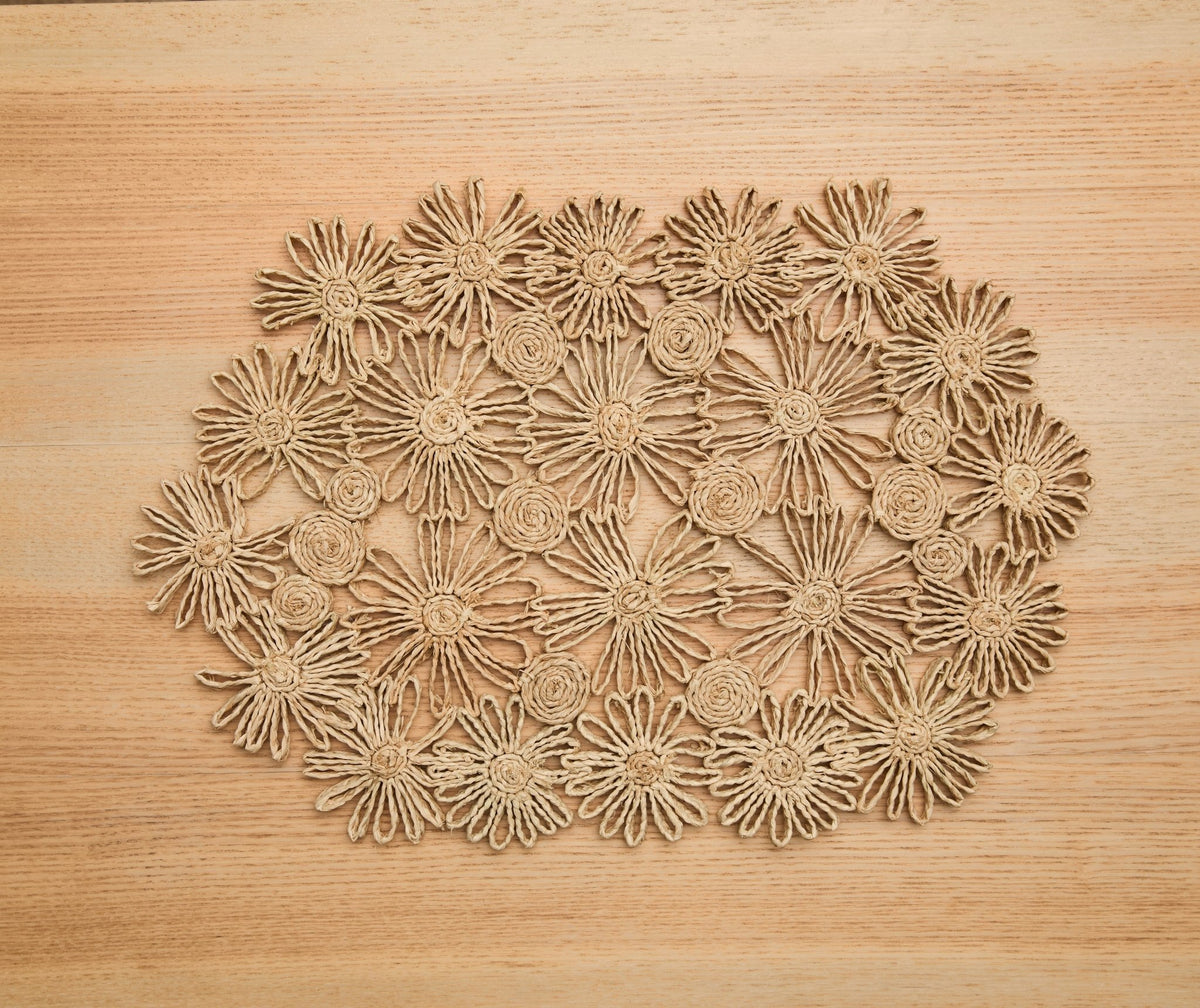 Fleur Raffia Placemat, Natural Color Flowers Woven Tabletop - Che Cose Belle