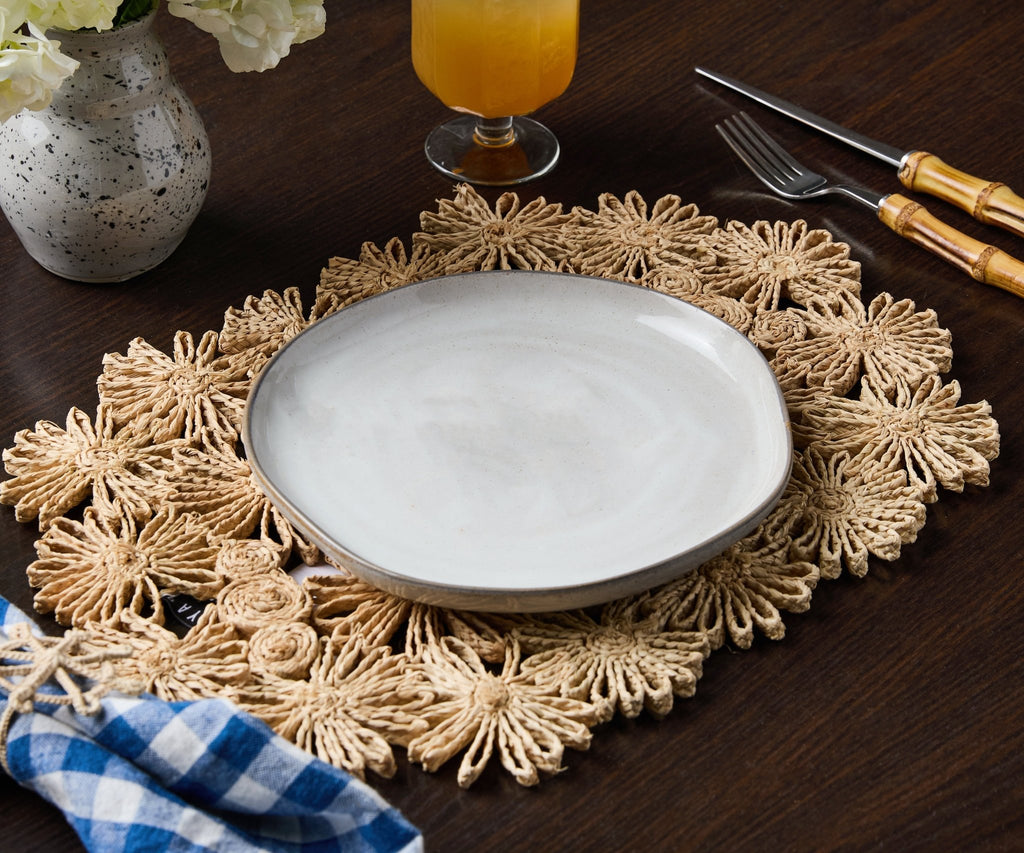 Fleur Raffia Placemat, Natural Color Flowers Woven Tabletop - Che Cose Belle