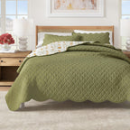 Floral Print & Scallopeded Edge Cotton Quilt Set - Illiana Collection - Che Cose Belle