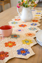 Flower Table Runner, Multicolor Raffia Tabletop - Che Cose Belle