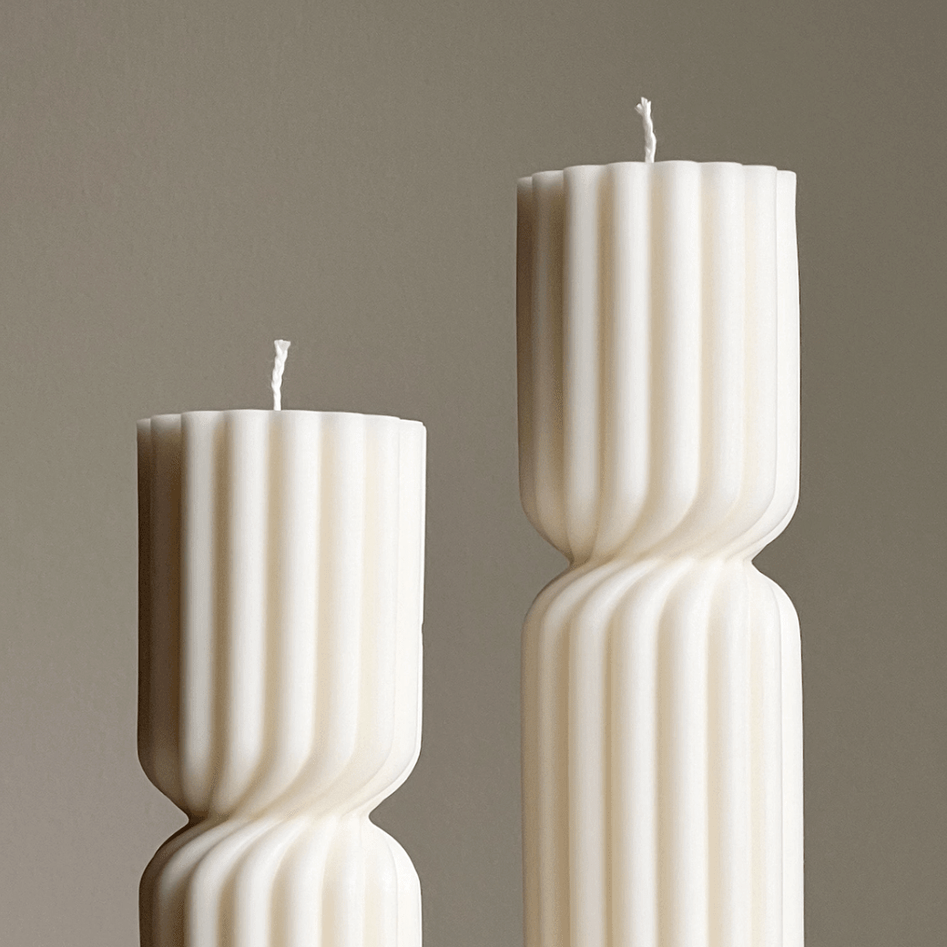 Fluted Hourglass Pillar Candle - Che Cose Belle