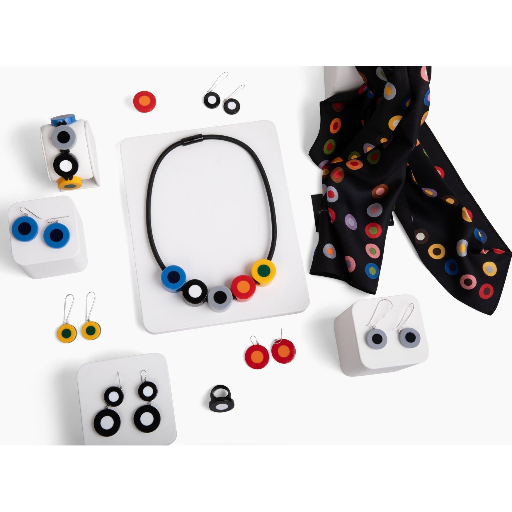 French Dot Pattern Long Wire Earrings (Black & White) - Che Cose Belle