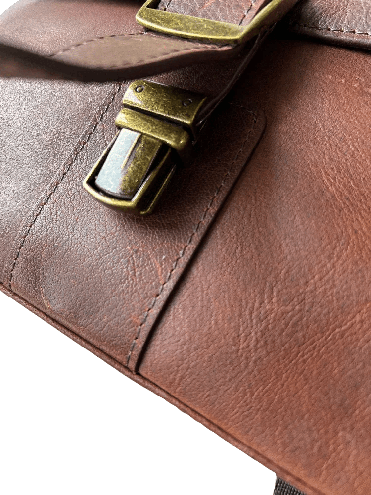 Full Grain Leather Messenger Bag for Men – Crossbody Work & Everyday Shoulder Bag - Che Cose Belle