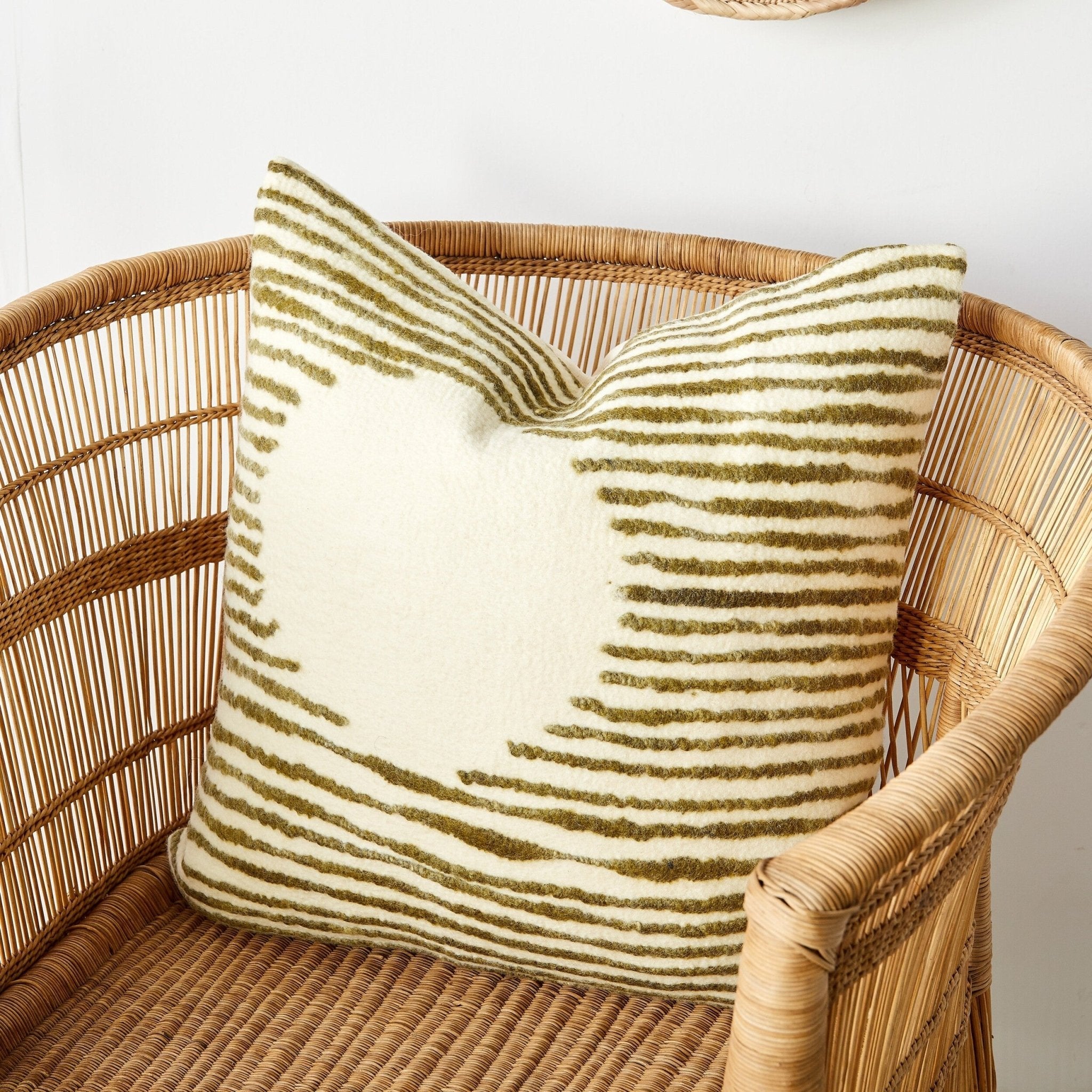 Full Moon Throw Pillow - Che Cose Belle
