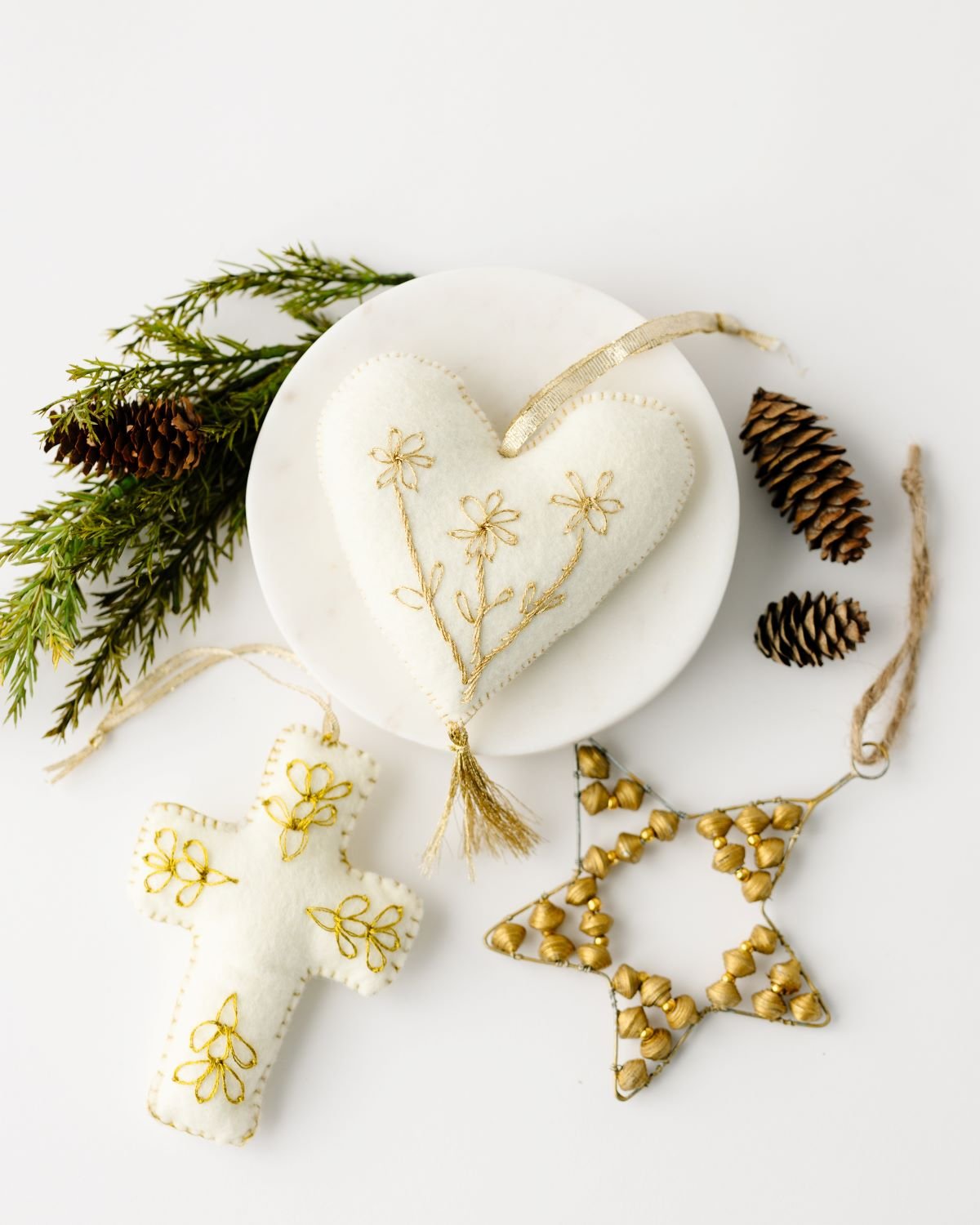 Gabriela Paperbead Star Ornament - Che Cose Belle