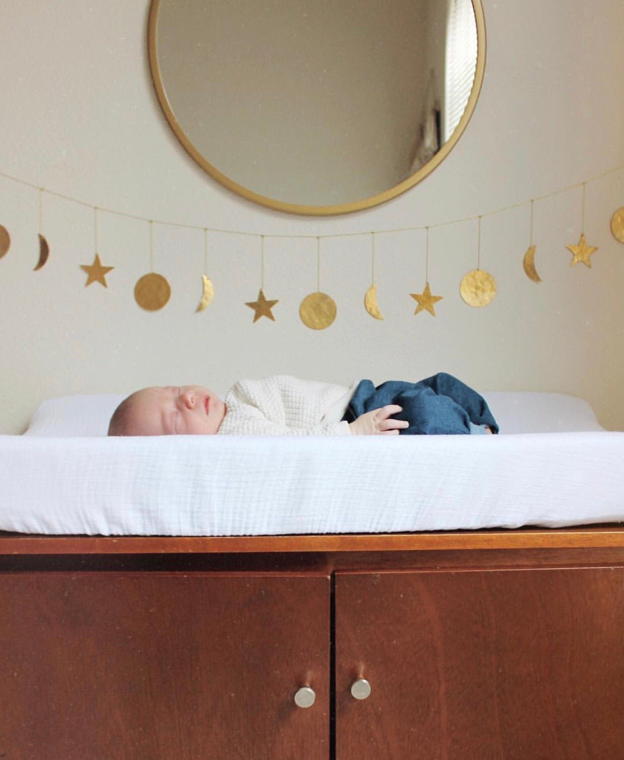 Galaxy Hammered Brass Garland - Che Cose Belle