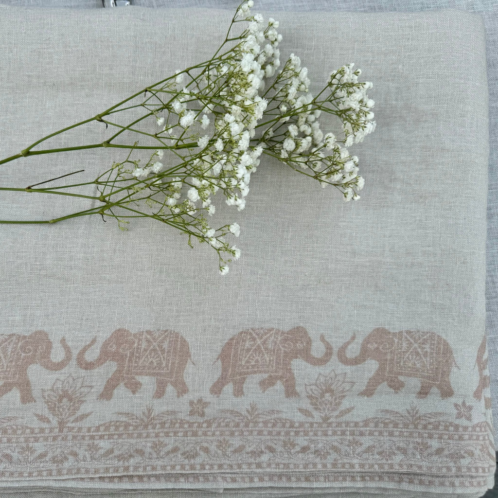 Garden Elephant Tablecloths - Che Cose Belle