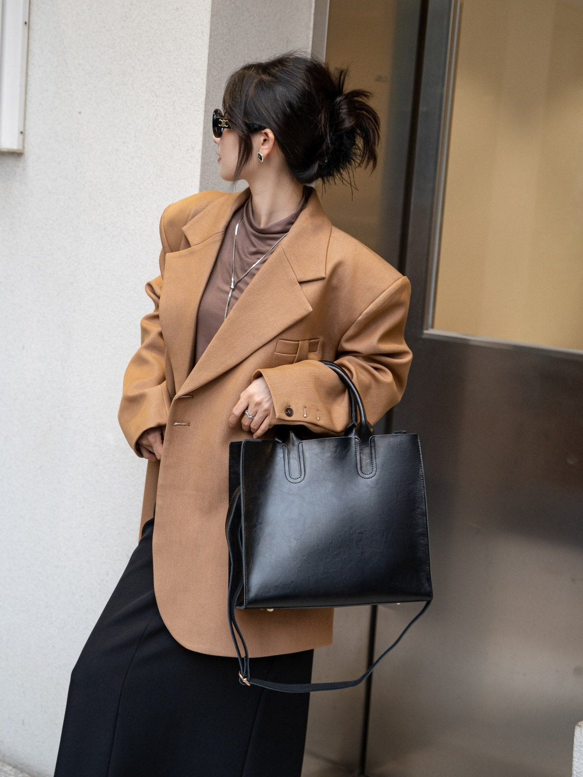 Genuine Leather Women's Bag, Cross-border Commuting, Oiled Wax Cowhide Handbag, Large Capacity Tote, Single Shoulder And Crossbody Square Bag - Che Cose Belle