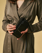 Giada (black) - Italian women's crossbody phone wallet with shoulder strap - Che Cose Belle