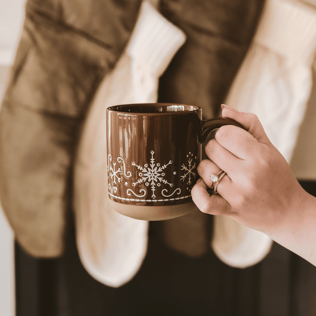 Gingerbread 14 oz Stoneware Coffee Mug - Che Cose Belle
