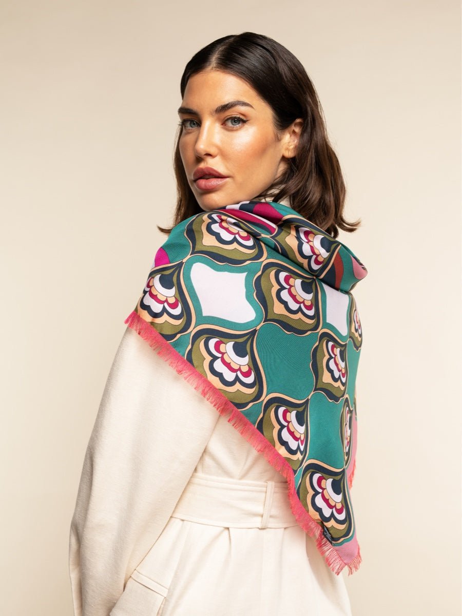Giorgia (green/pink) - Italian soft and lightweight foulard made from pure silk - Che Cose Belle