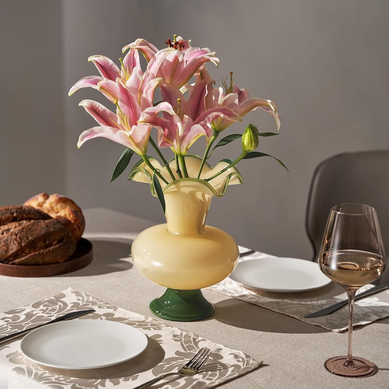 Glass Meadow Hand - Blown Glass Flower Vase  Décor - 11" - Che Cose Belle