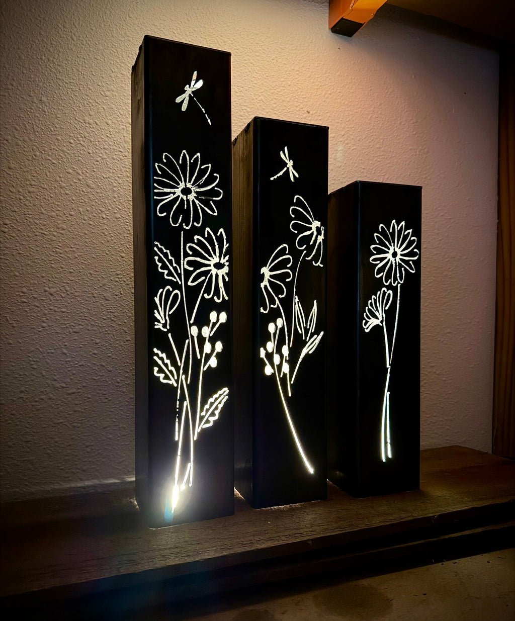 Glowing Daisies Indoor Luminary | Multiple Sizes - Che Cose Belle
