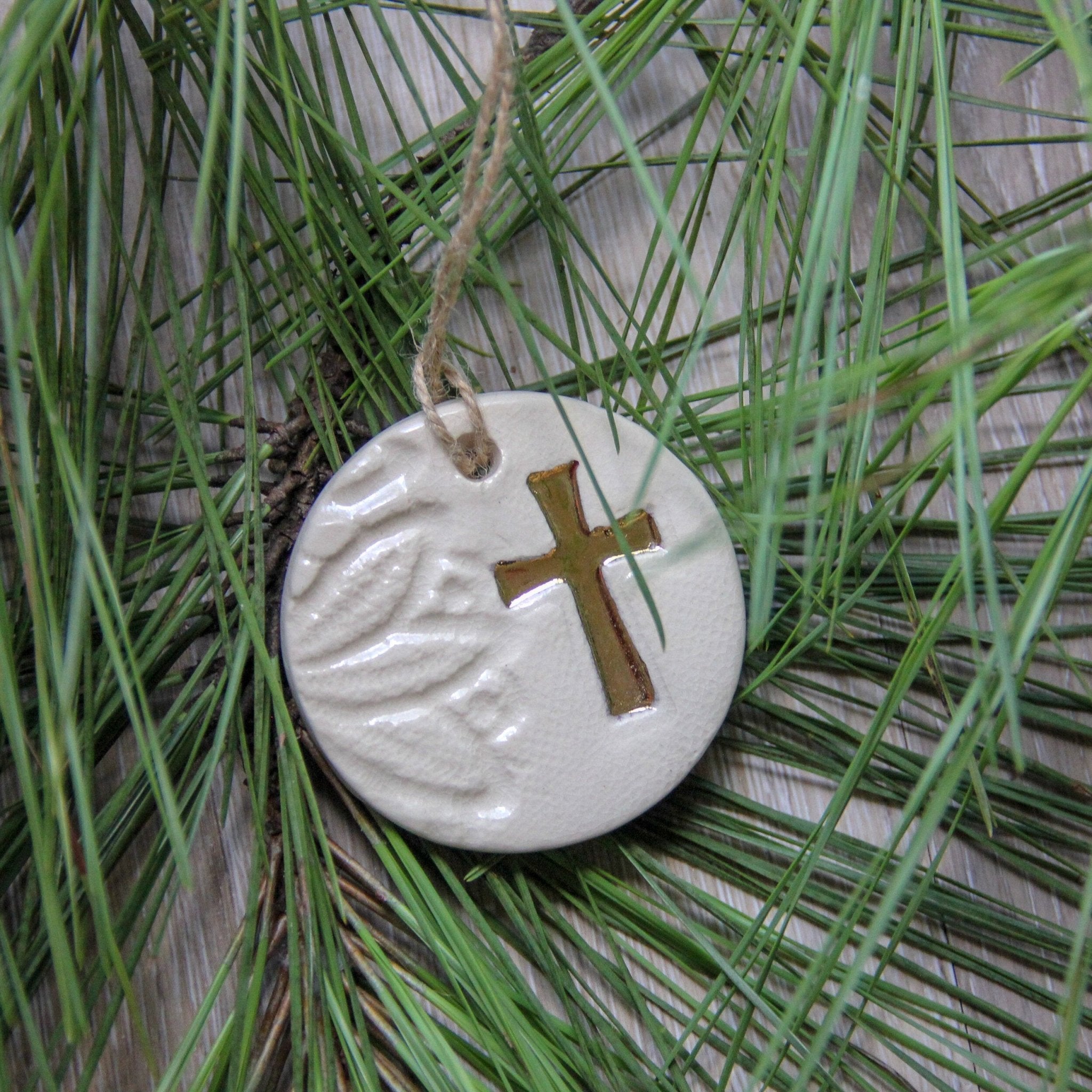 Gold Leaf Cross Ornament - Che Cose Belle
