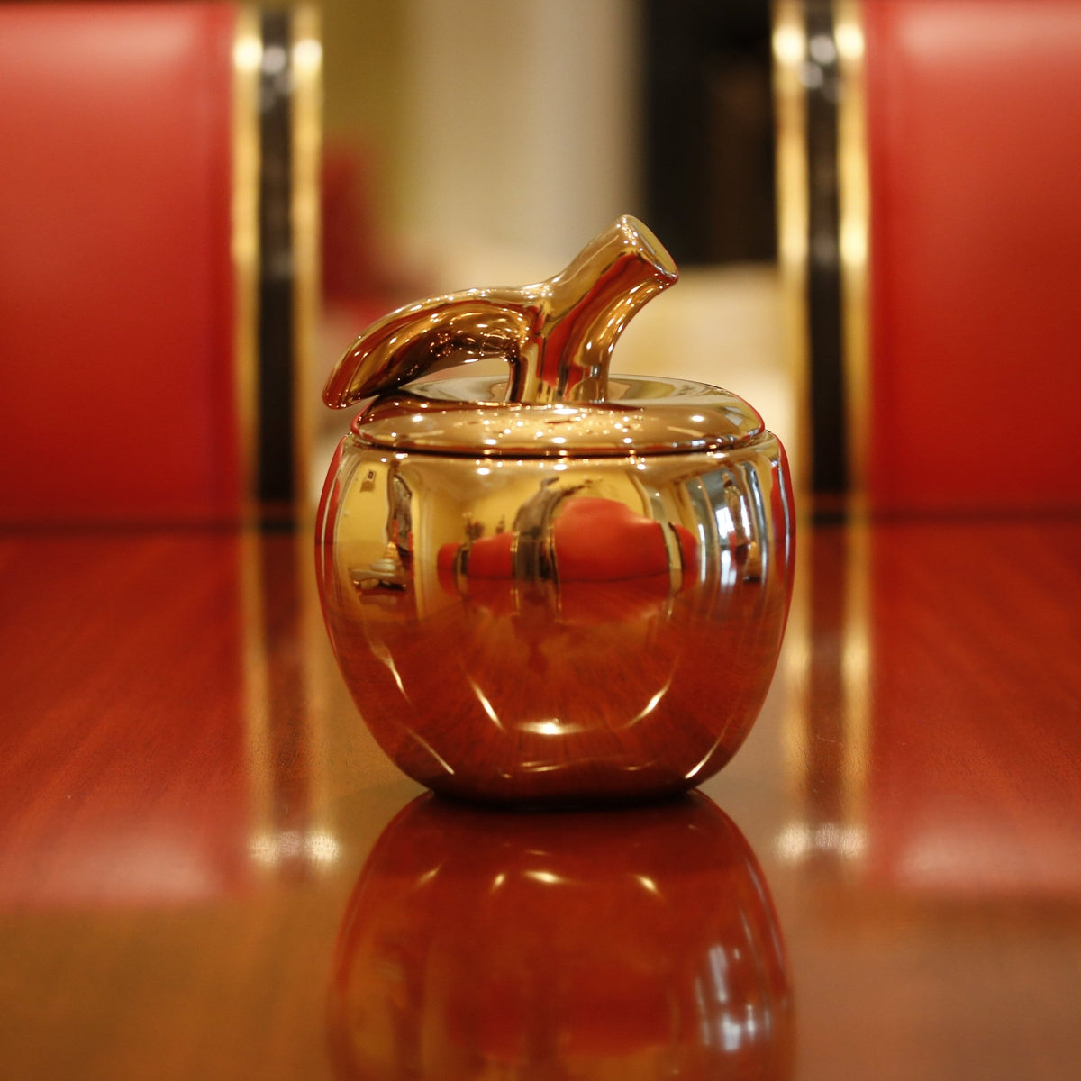 Gold Malus Apple Candle - Che Cose Belle
