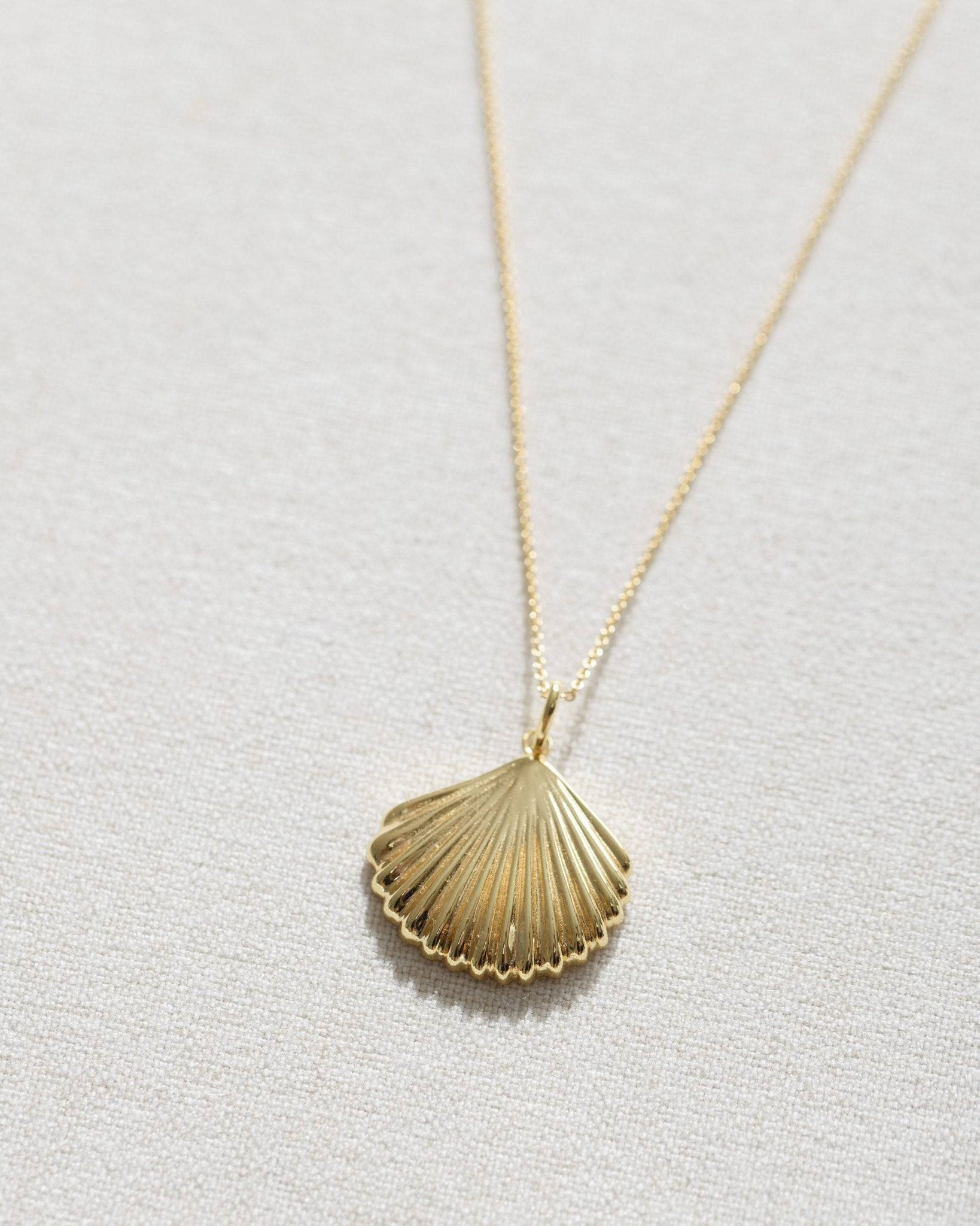 Gold Sanibel Necklace - Che Cose Belle