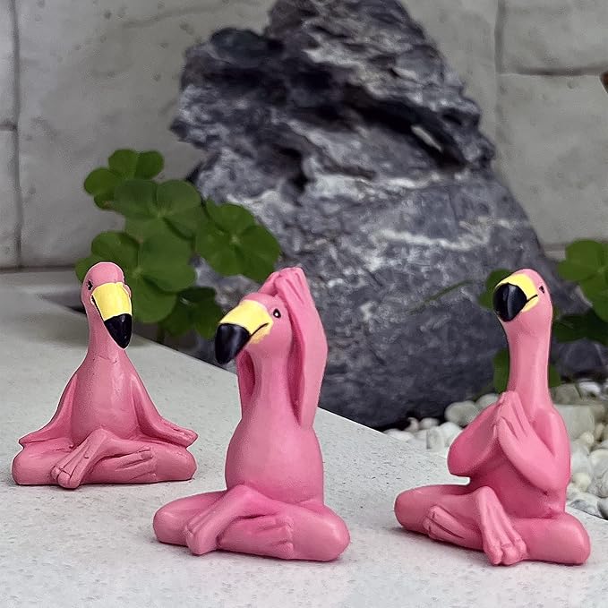 Goodeco 2.4" Mini Yoga Flamingo Figurines - Tiny Gifts Whimsical Kawaii Pink Flamingo Desk Decor, Set of 3 Fairy Garden Lawn Statues, Flamingo Gifts for Women/Mom/Grandma/Girls - Che Cose Belle