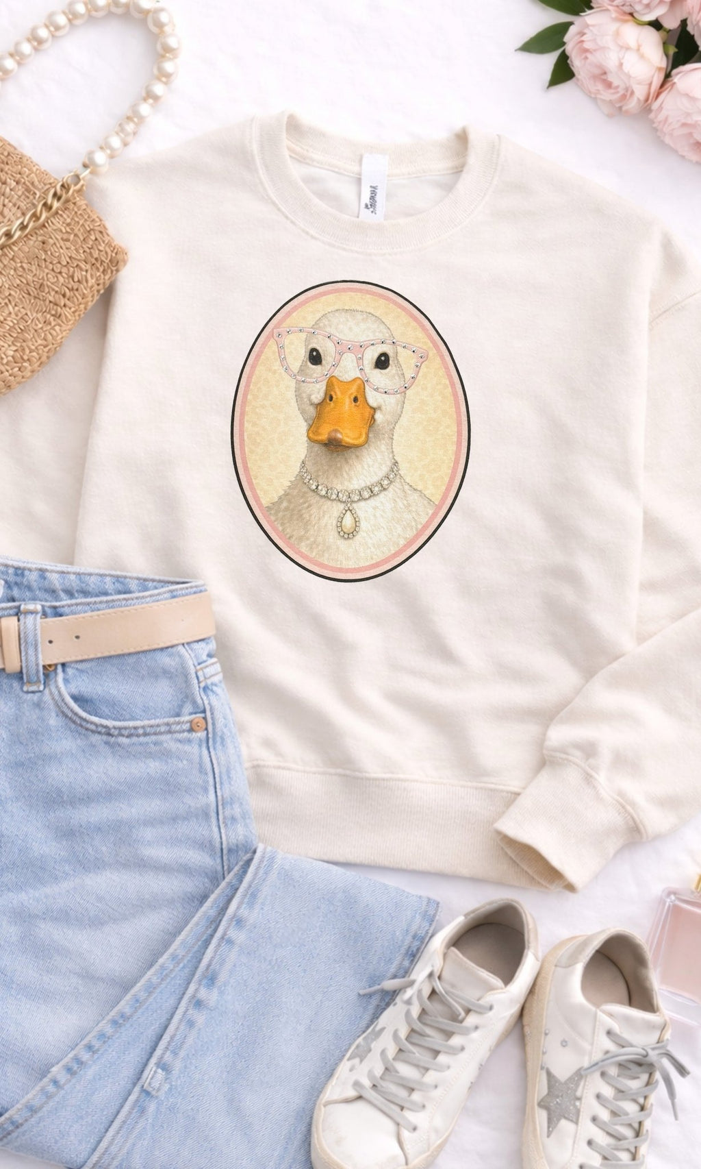 Goose with Rhinestone Specs Graphic Sweatshirt - Che Cose Belle