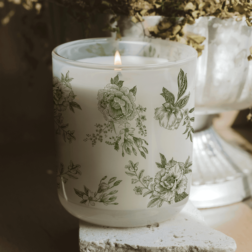 Green Floral Soy Candle - White Translucent Tinted Glass Jar - 12 oz (Lavender and Sage) - Che Cose Belle