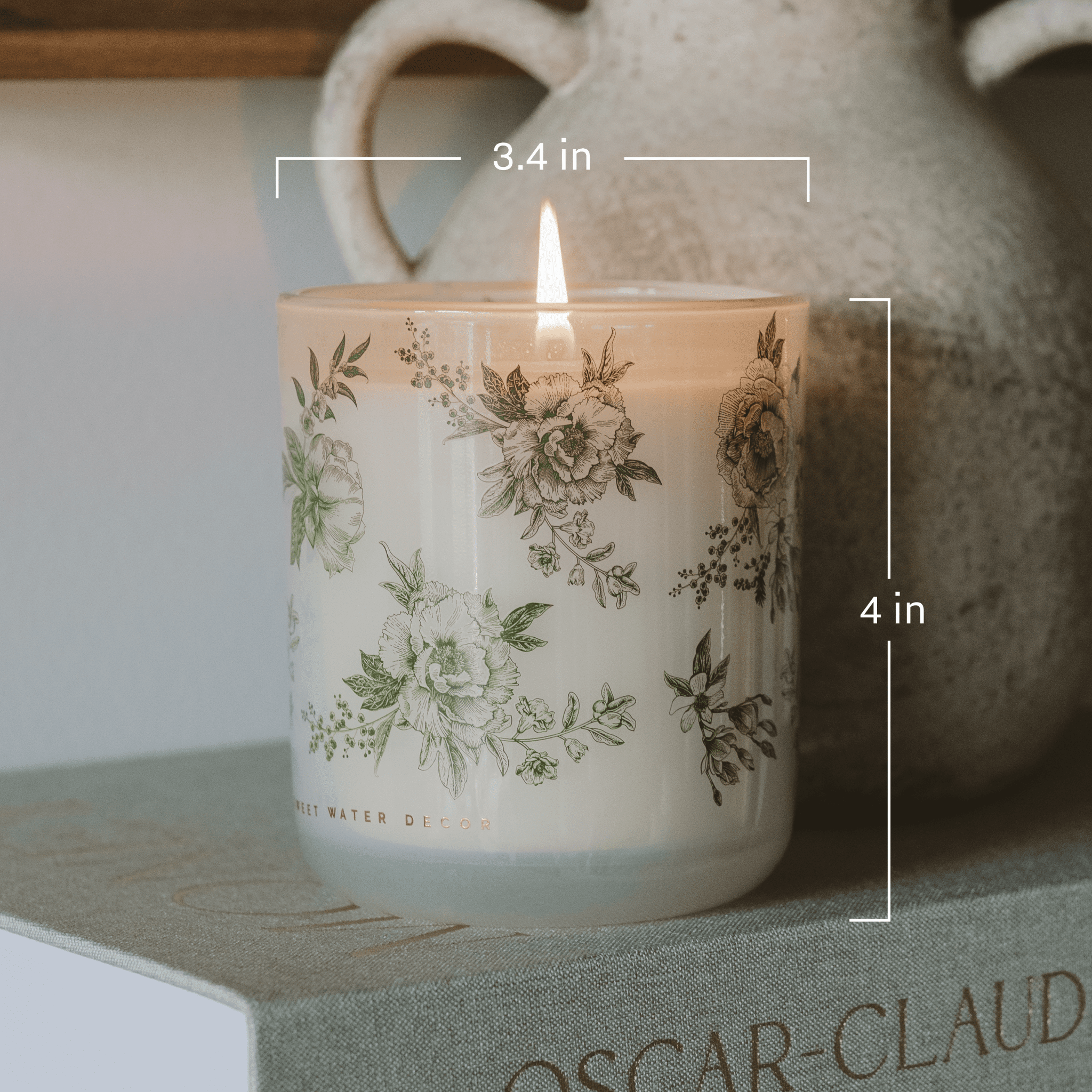 Green Floral Soy Candle - White Translucent Tinted Glass Jar - 12 oz (Lavender and Sage) - Che Cose Belle