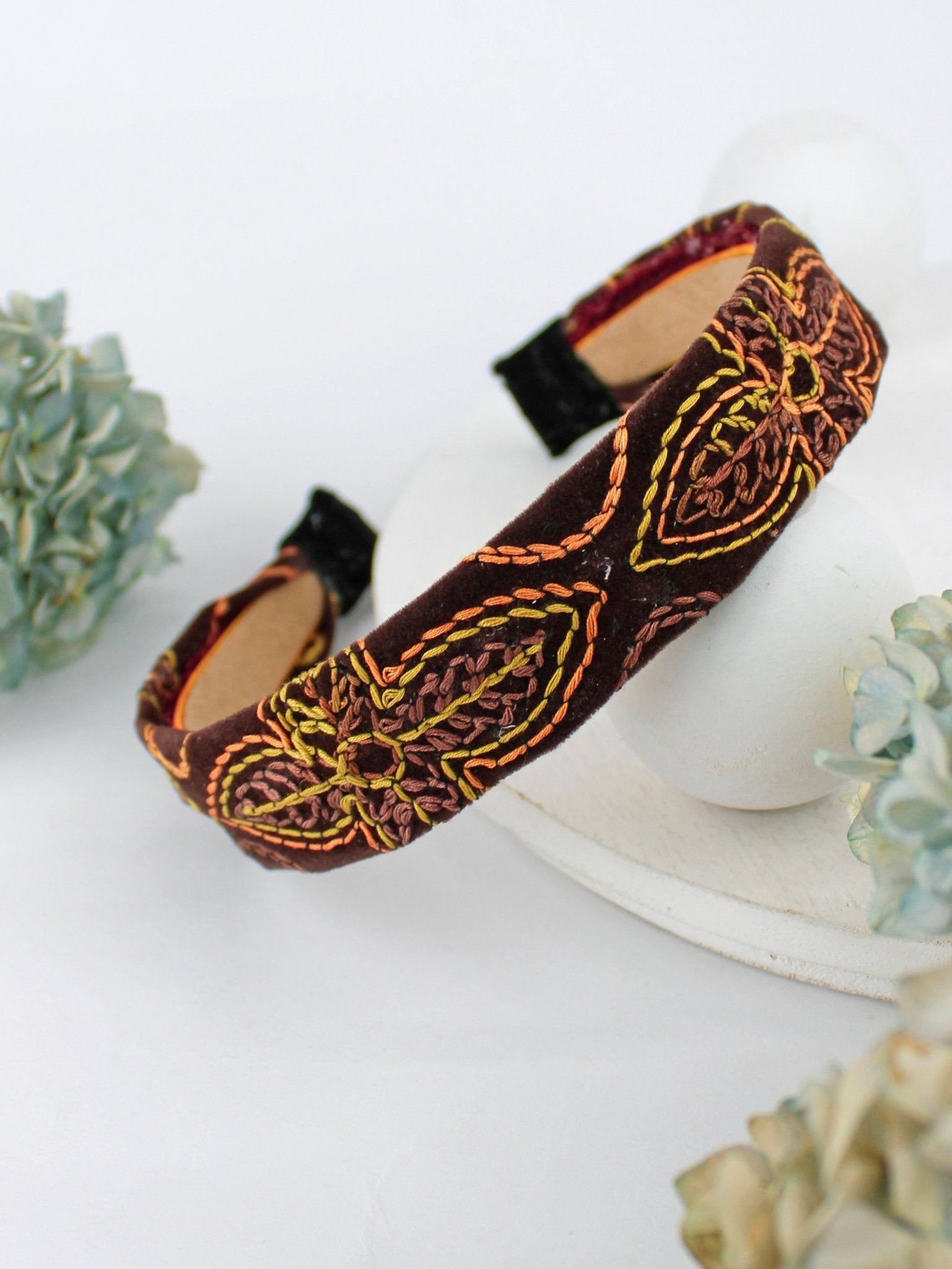 Groovy Tuesday Embroidered Headband - Che Cose Belle