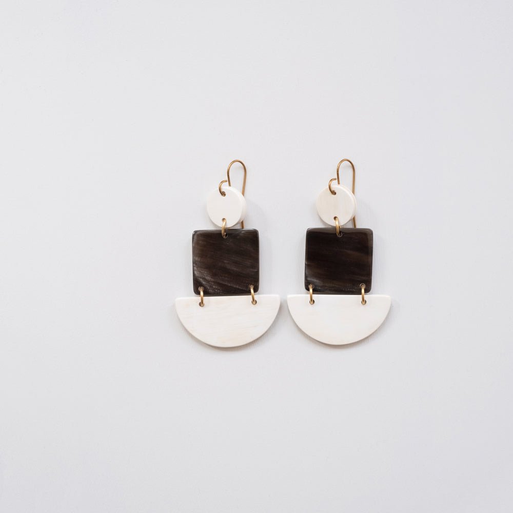 Half Circle Square Earrings - Che Cose Belle