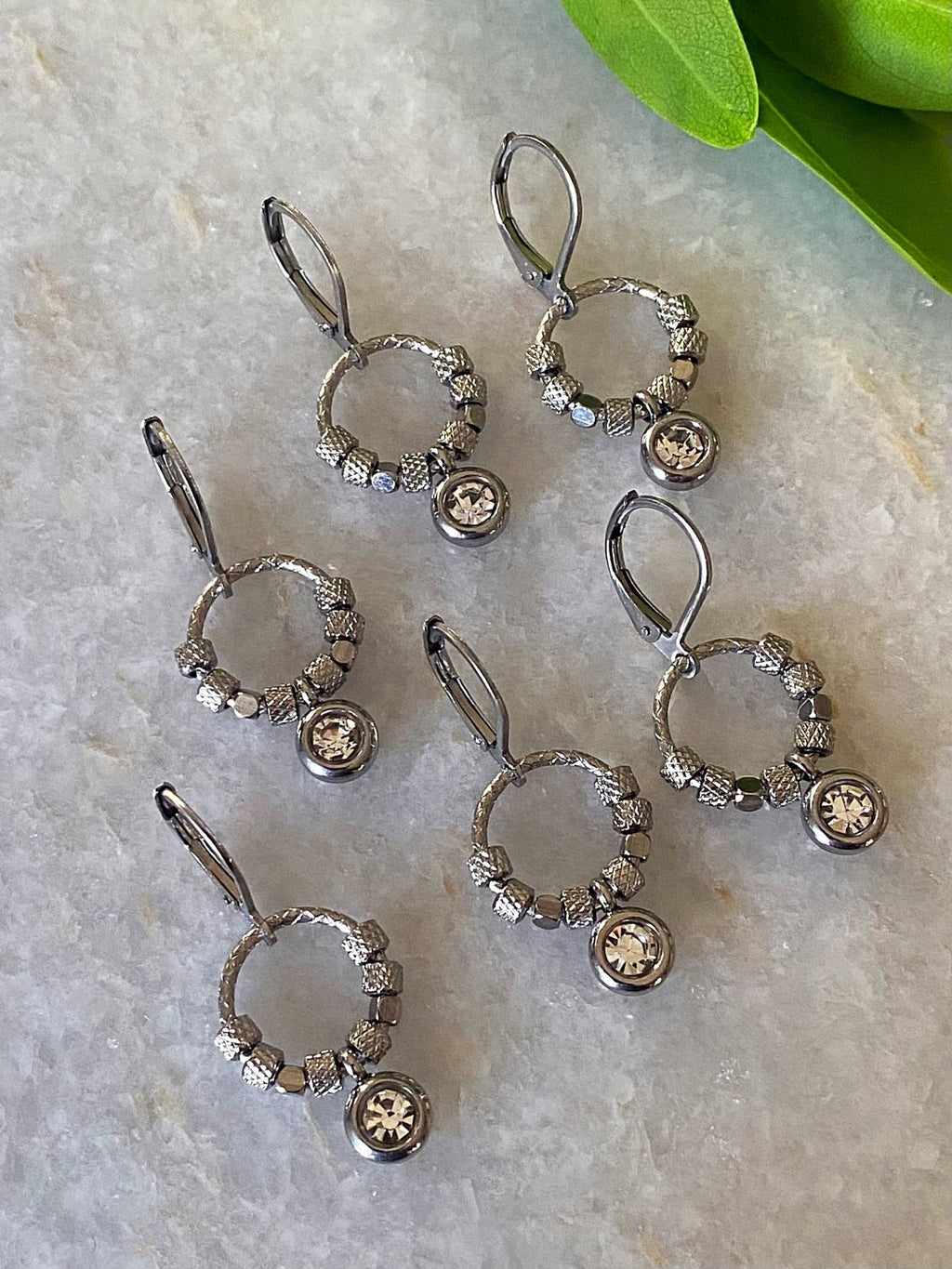 HALO SHIMMER EARRINGS - Che Cose Belle