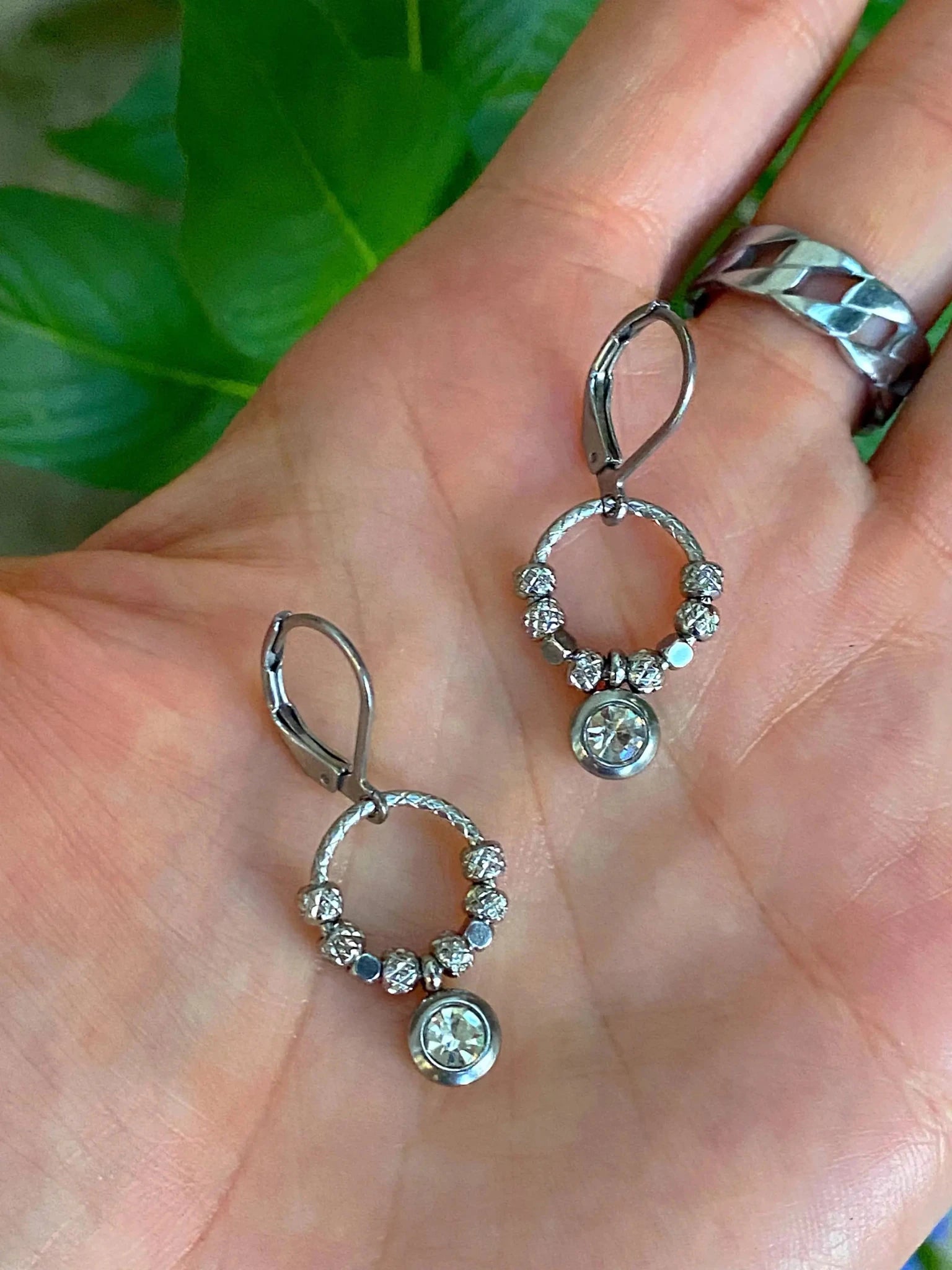 HALO SHIMMER EARRINGS - Che Cose Belle