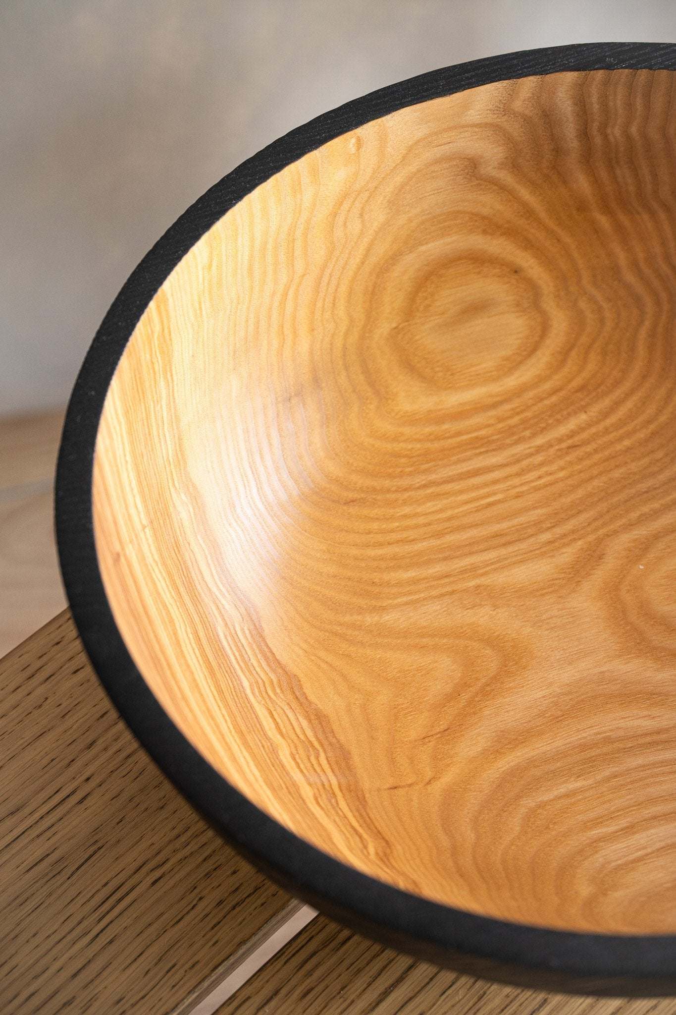 Hand Carved Extra Large Wooden Bowl. Half Charred - Che Cose Belle