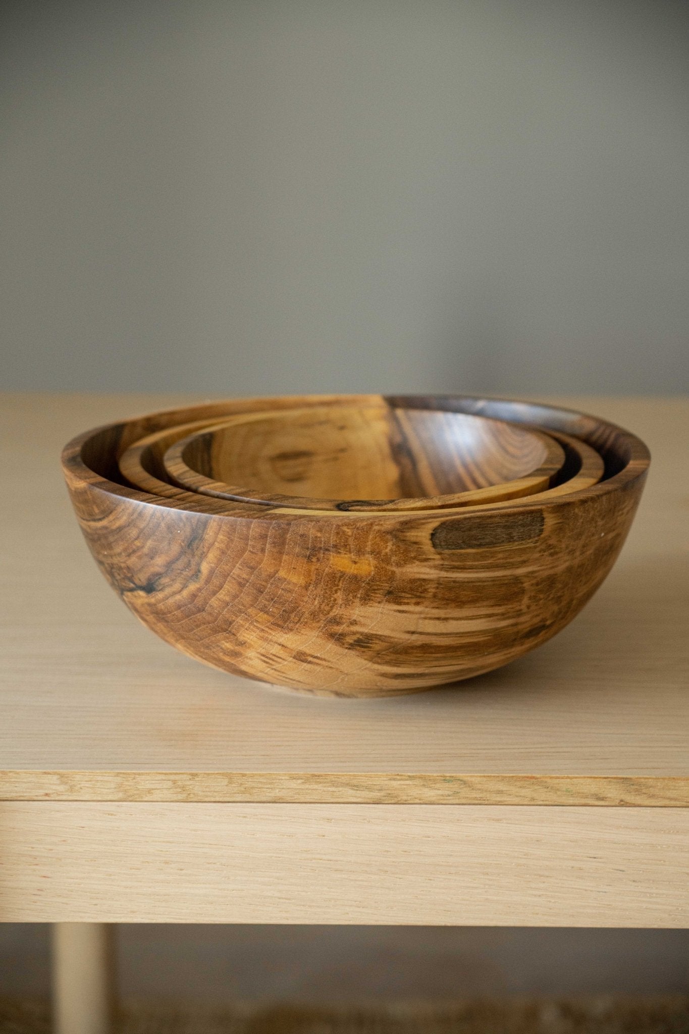 Hand Carved Walnut Wood Nesting Bowl Set - Che Cose Belle