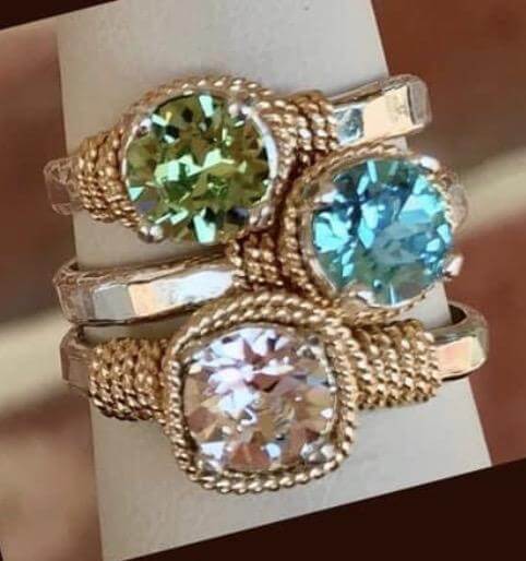 Hand Hammered Birthstone Ring - Che Cose Belle