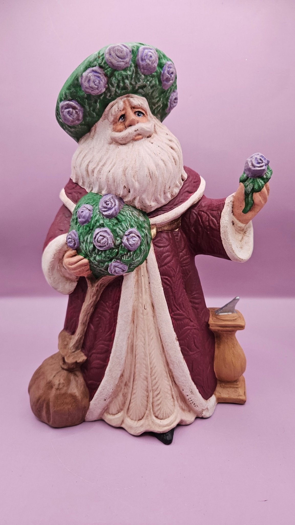 Hand-Painted Lavender Rose Santa Figurine - 10x6.5 Rustic Holiday Charm - Che Cose Belle