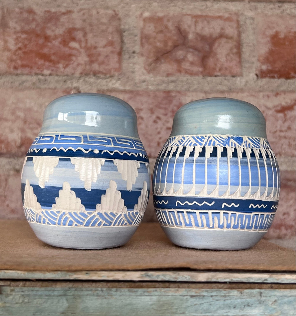 Handcrafted Blue Salt & Pepper Shakers “Cassandra King” - Che Cose Belle