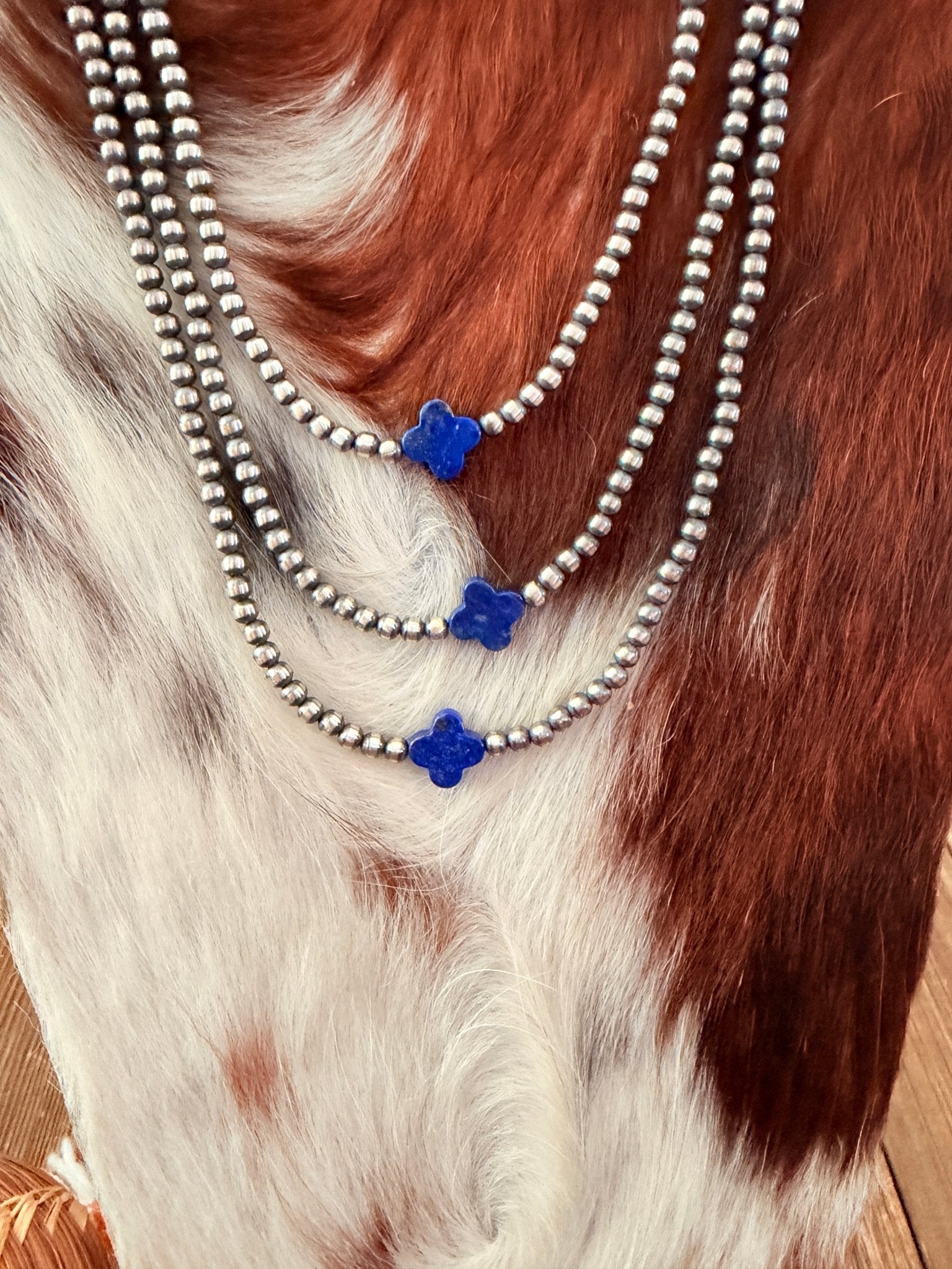 Handcrafted Lapis and Sterling Silver Pearl Quatrefoil Beaded Necklace - Che Cose Belle