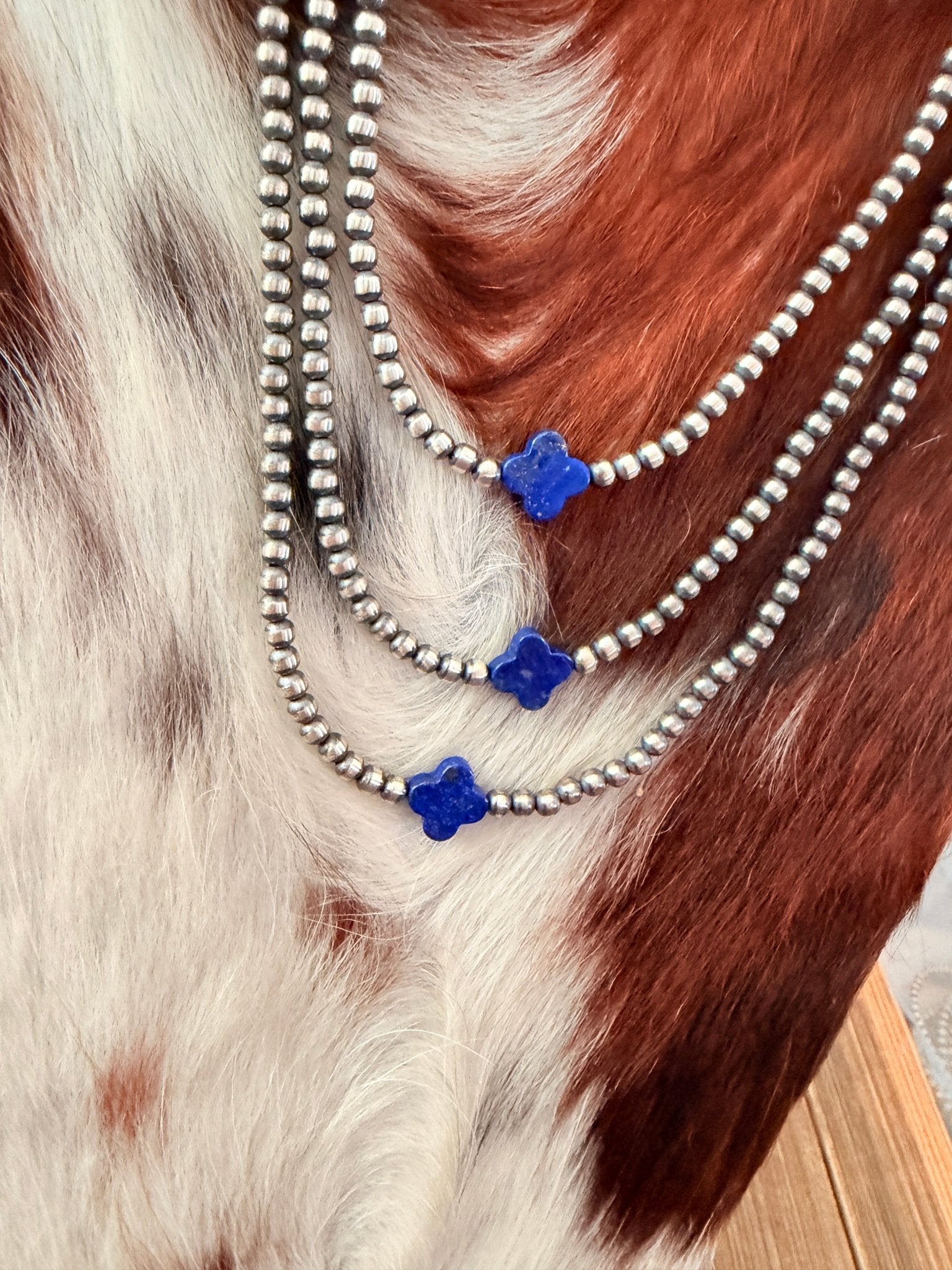 Handcrafted Lapis and Sterling Silver Pearl Quatrefoil Beaded Necklace - Che Cose Belle