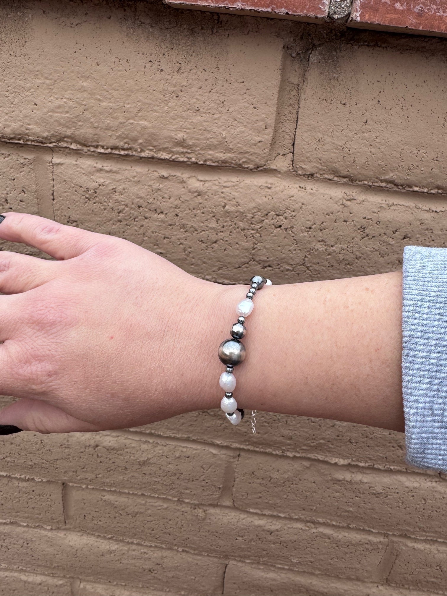 Handcrafted Mother of Pearl & Sterling Silver Pearl 3 - 12mm Beaded Bracelet 6.5" - Che Cose Belle