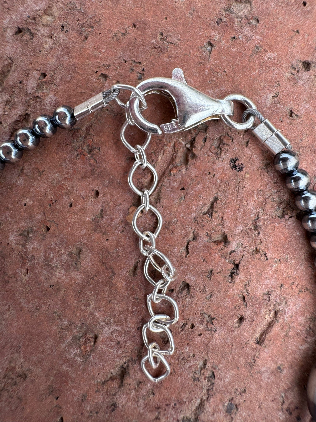 Handcrafted Mother of Pearl & Sterling Silver Pearl 3 - 6mm Beaded Bracelet 7" - Che Cose Belle