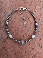Handcrafted Mother of Pearl & Sterling Silver Pearl 3 - 6mm Beaded Bracelet 7" - Che Cose Belle