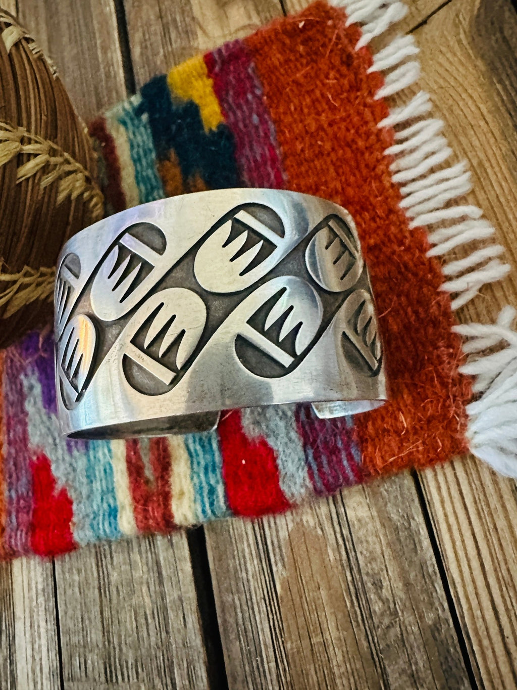 Handcrafted Old Pawn Sterling Silver Bear Paw Cuff Bracelet - Che Cose Belle