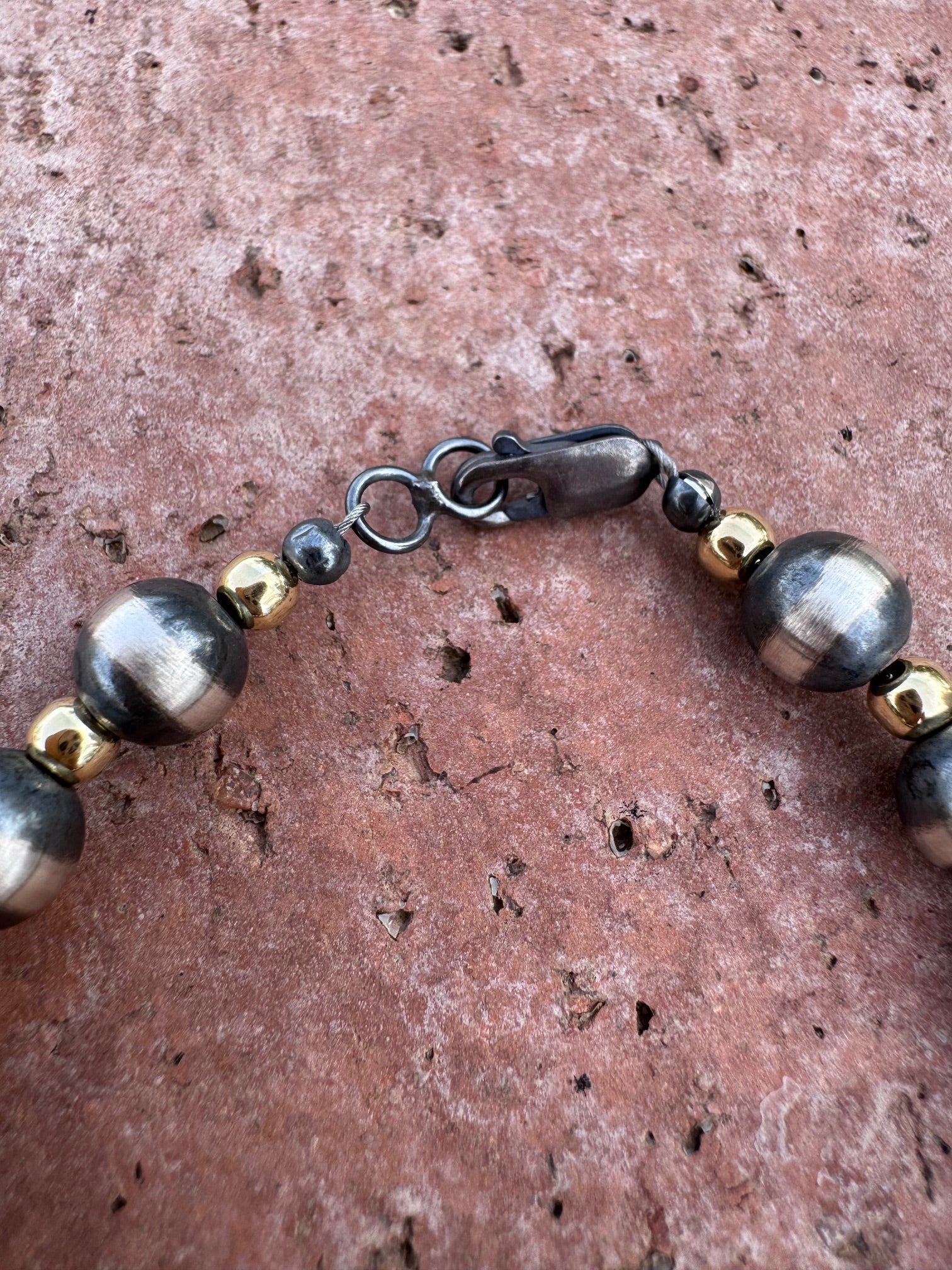 Handcrafted Patterned Gold Overlay & Sterling Silver Pearl 4 - 8mm Beaded Bracelet 7.5" - Che Cose Belle