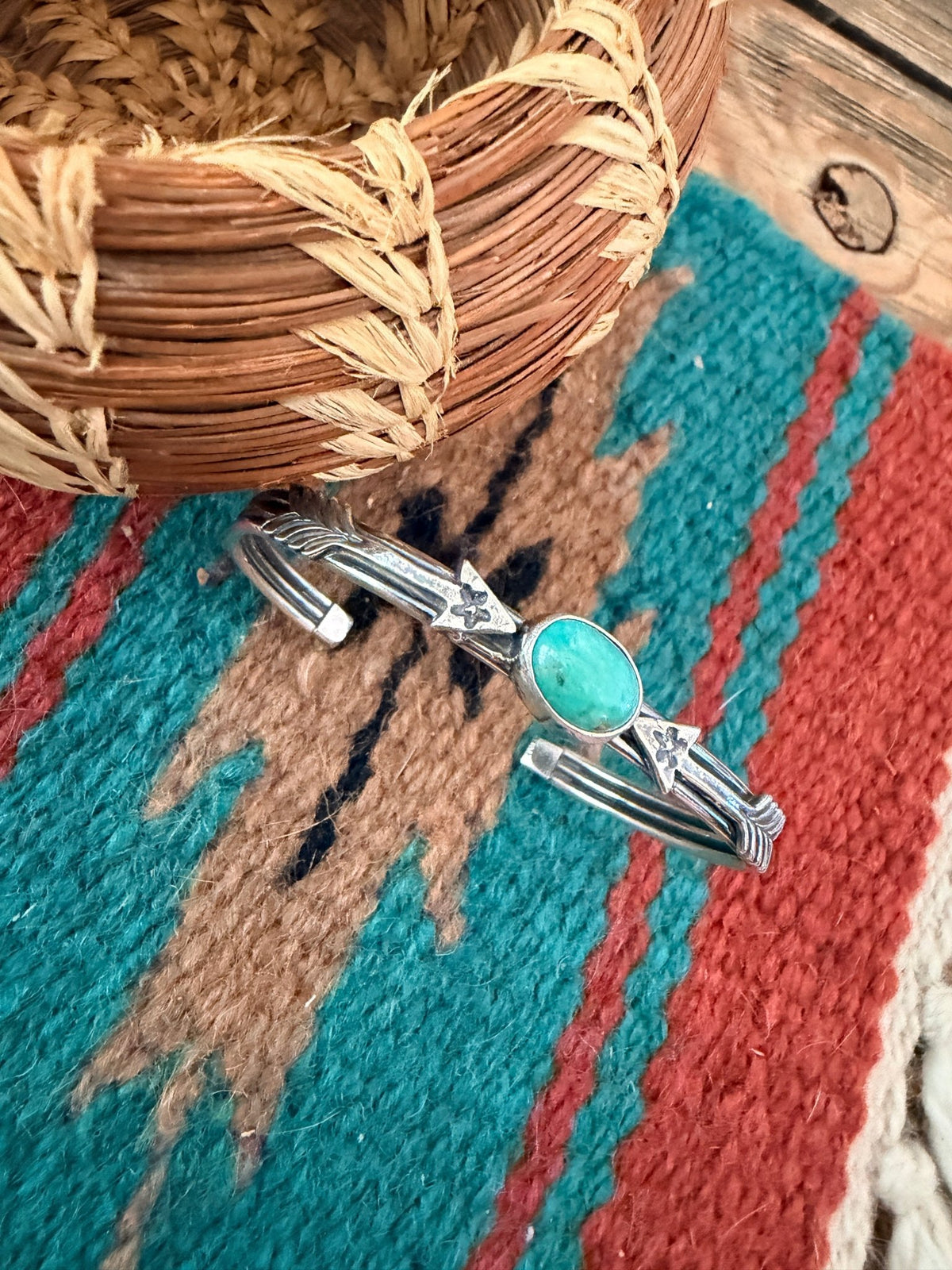 Handcrafted Sterling Silver & Turquoise Arrow Cuff Bracelet - Che Cose Belle