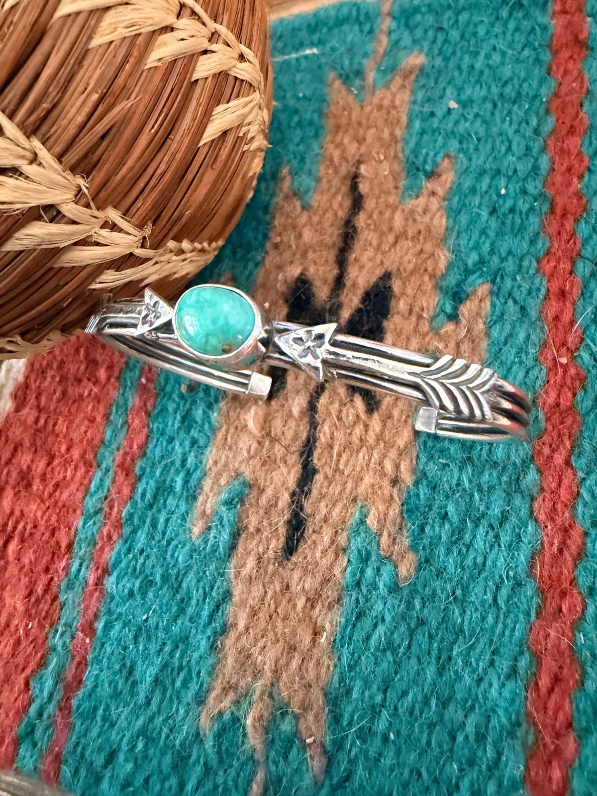 Handcrafted Sterling Silver & Turquoise Arrow Cuff Bracelet - Che Cose Belle