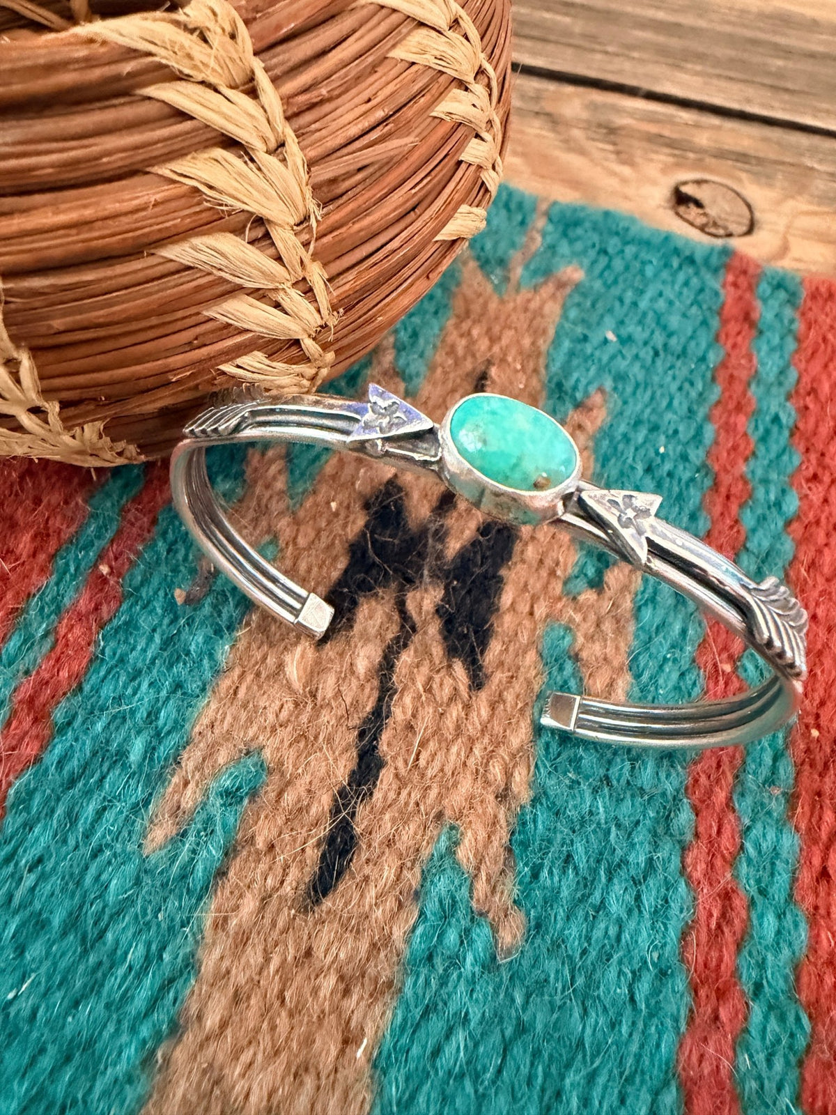 Handcrafted Sterling Silver & Turquoise Arrow Cuff Bracelet - Che Cose Belle