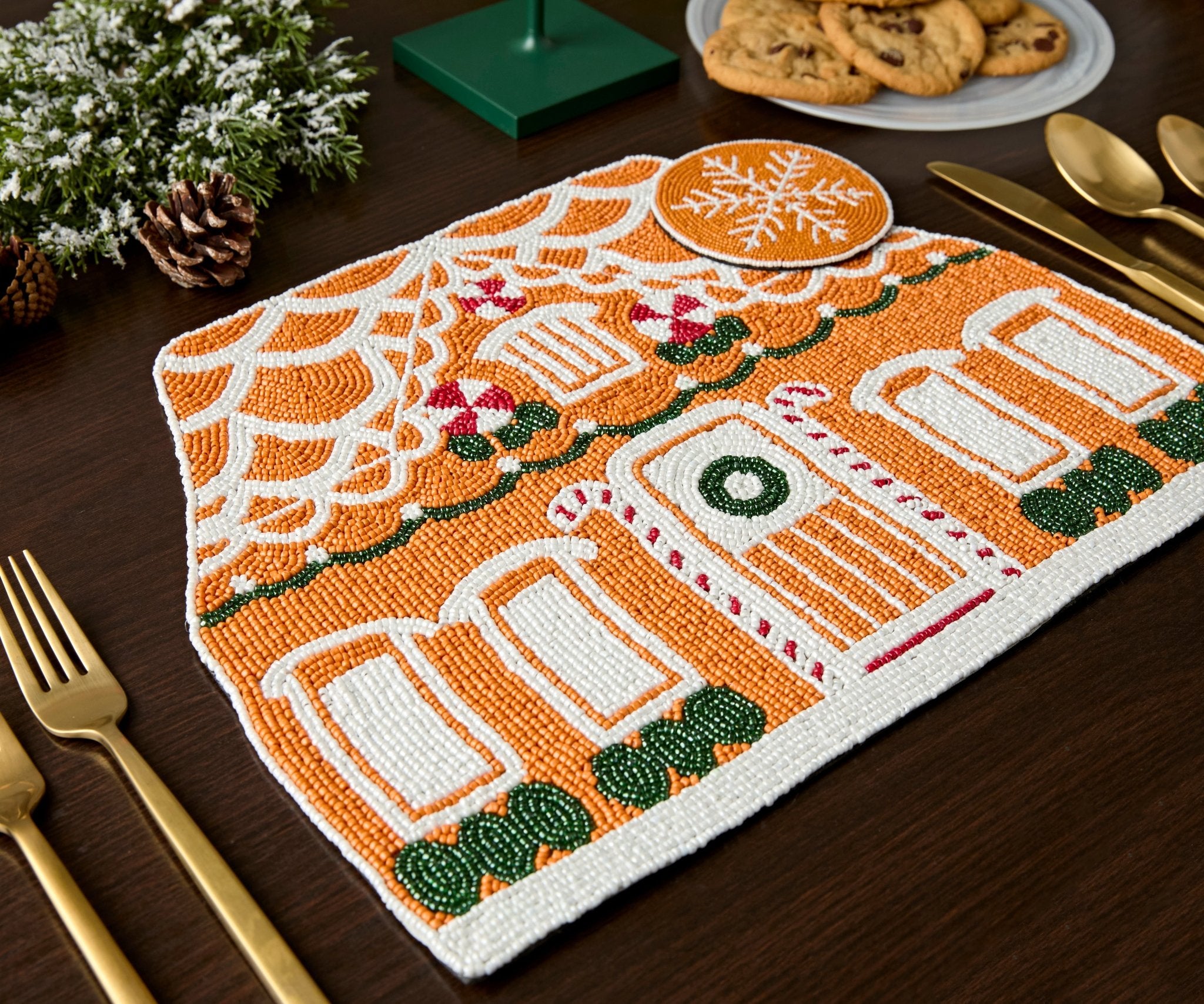 Handicraft Gingerbread House Beaded Placemat, Christmas decoration gift for her – Christmas Handmade Beaded Placemats for Dining - Che Cose Belle