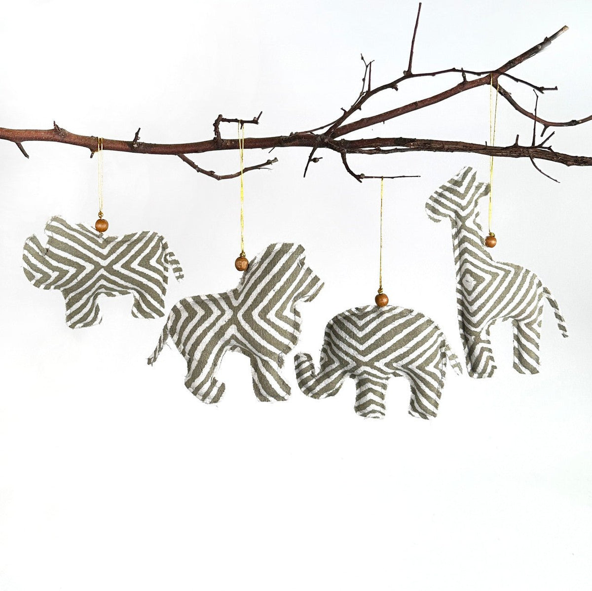 Handmade Batik Safari Animal Christmas Ornaments – Set of 4 - Che Cose Belle