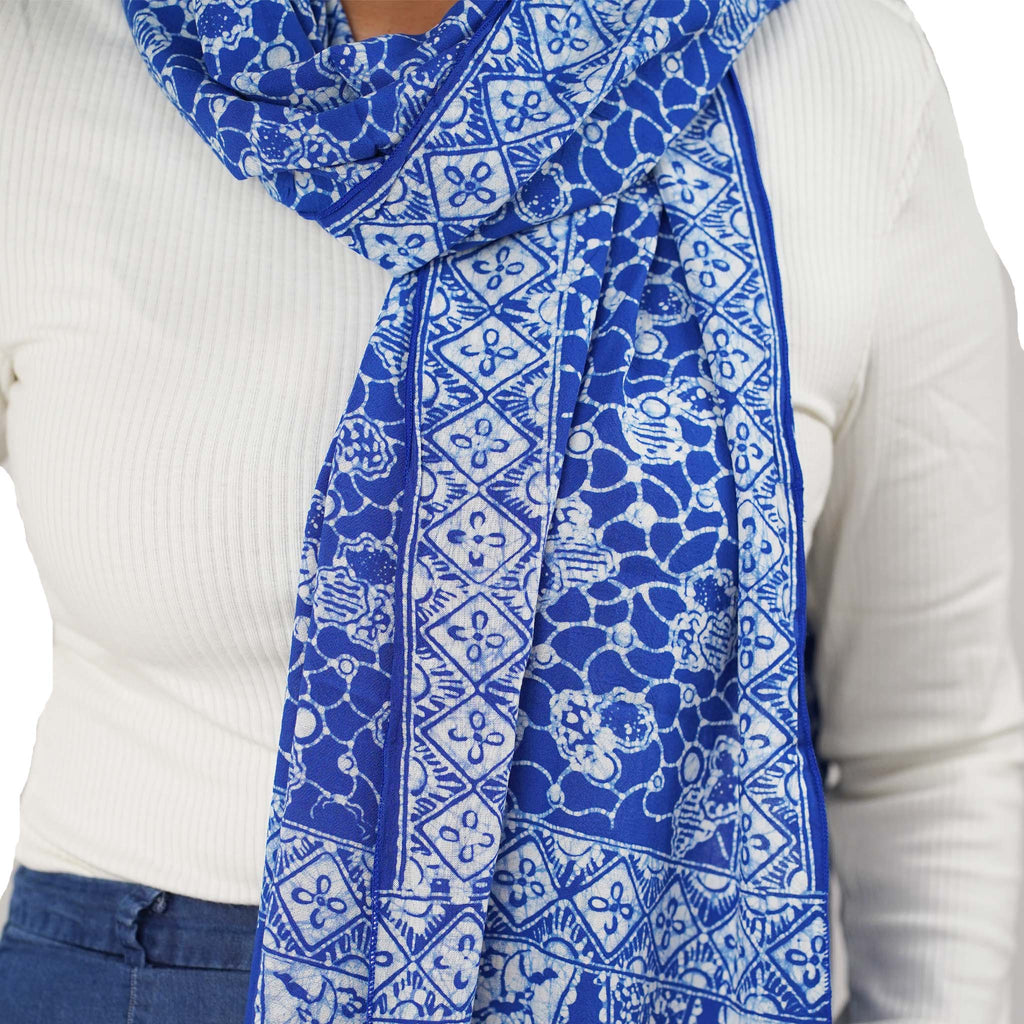 Handmade Batik Scarf, soft Cotton, Boulder, Blue, Light Blue, White - Che Cose Belle