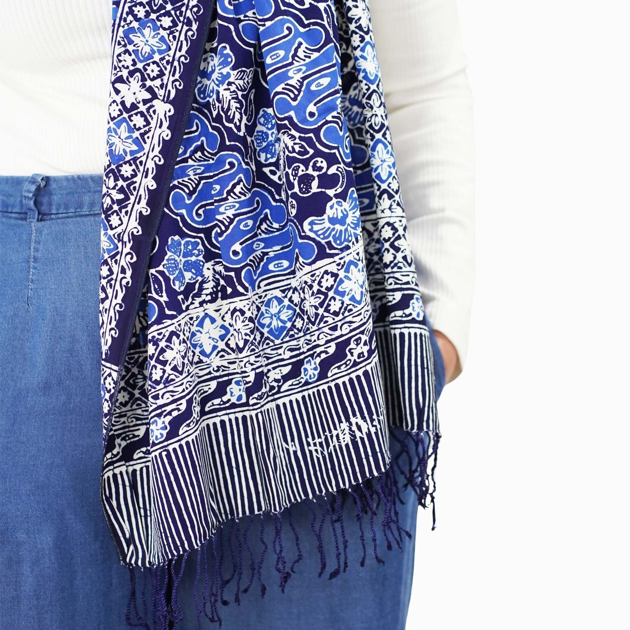 Handmade Batik Scarf, Soft Cotton, Midnight Autumn, Blue Black Navy, White - Che Cose Belle
