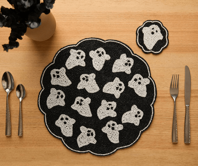 Handmade Beaded Ghost Coaster Halloween Cup Mat Spooky Drink Decor Black White Bead Cute Ghost Barware Accent - Che Cose Belle
