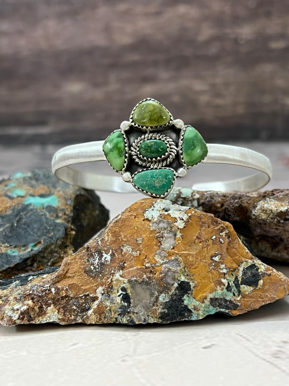 Handmade Sterling Silver Emerald Valley Turquoise Bracelet "Signed Nizhoni" - Che Cose Belle
