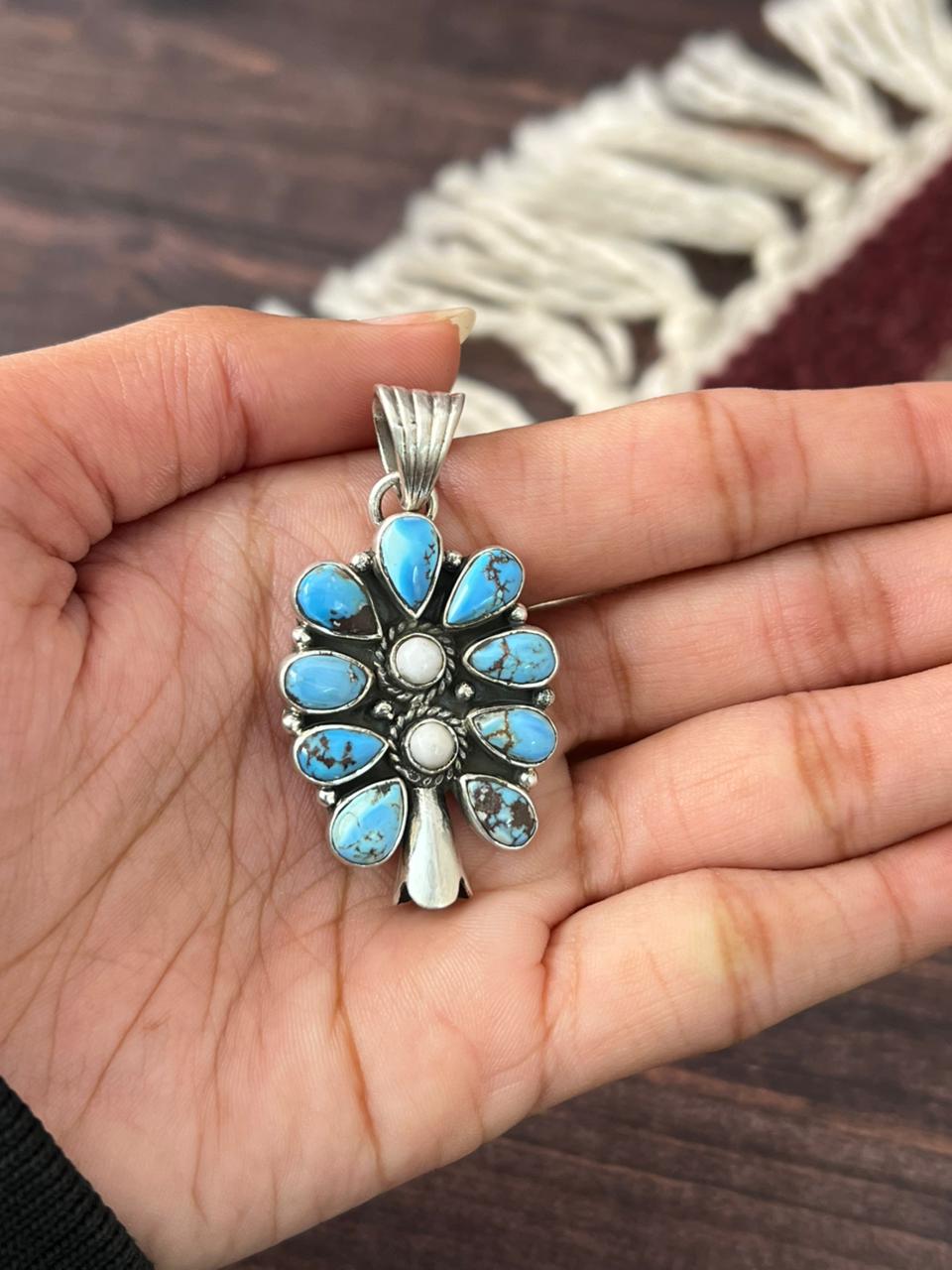 Handmade Sterling Silver Golden Hills and White Collection Blossom Pendant "Signed Nizhoni" - Che Cose Belle